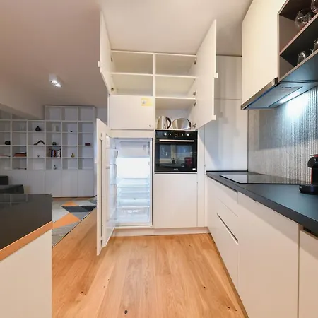 Charming 2 Bedroom * Kluž