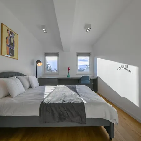 Charming 2 Bedroom Cluj-Napoca