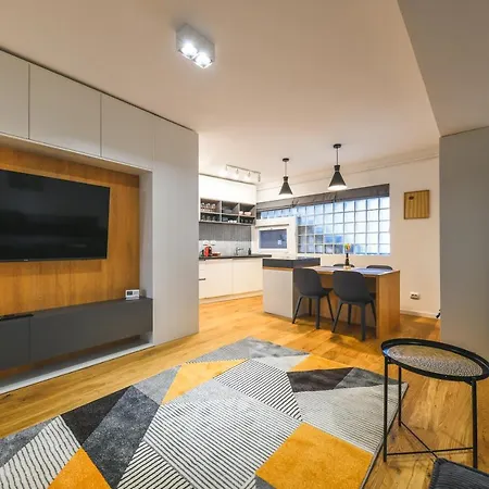 Charming 2 Bedroom Apartman Kolozsvár